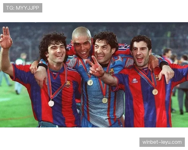 足球传奇菲戈重现盘带艺术，点燃年轻球员灵感新火花