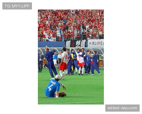 门兴强势逆转取胜，精彩表现赢得球迷热烈掌声