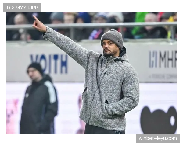 孔帕尼迎战德甲新挑战,率队冲击巅峰表现引期待 孔帕尼迎战德甲新挑战,率队冲击巅峰表现引期待