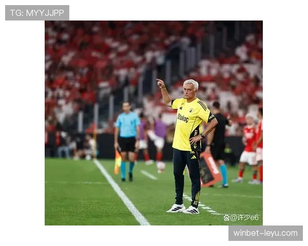 穆里尼奥防守体系再进化，后防线稳固助力球队状态回升