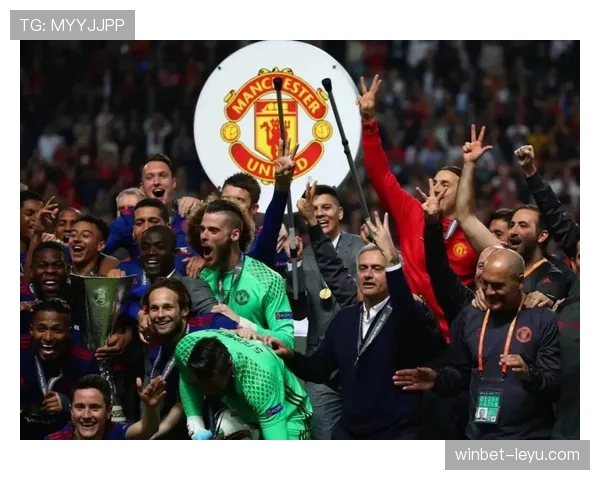 曼联争四形势趋紧，与顶级球队差距仍存