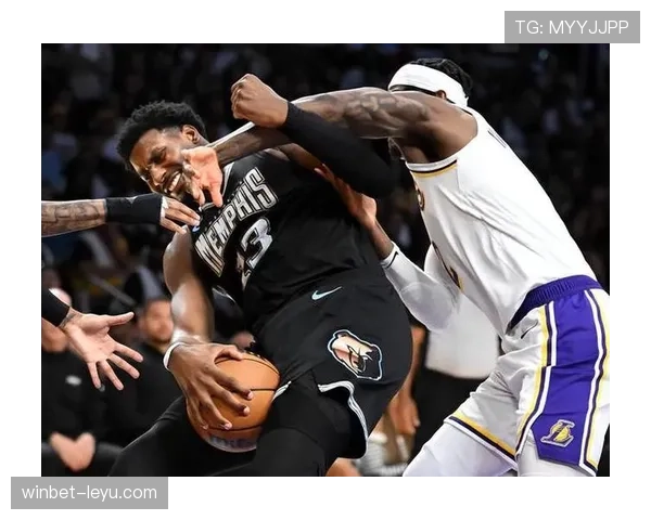 泰雷西·马克西挡拆突破效率提升明显 拉开球队关键得分差距